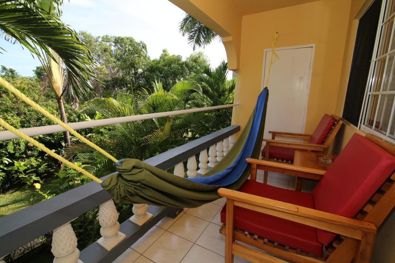 Seastar Inn Negril Exteriör bild